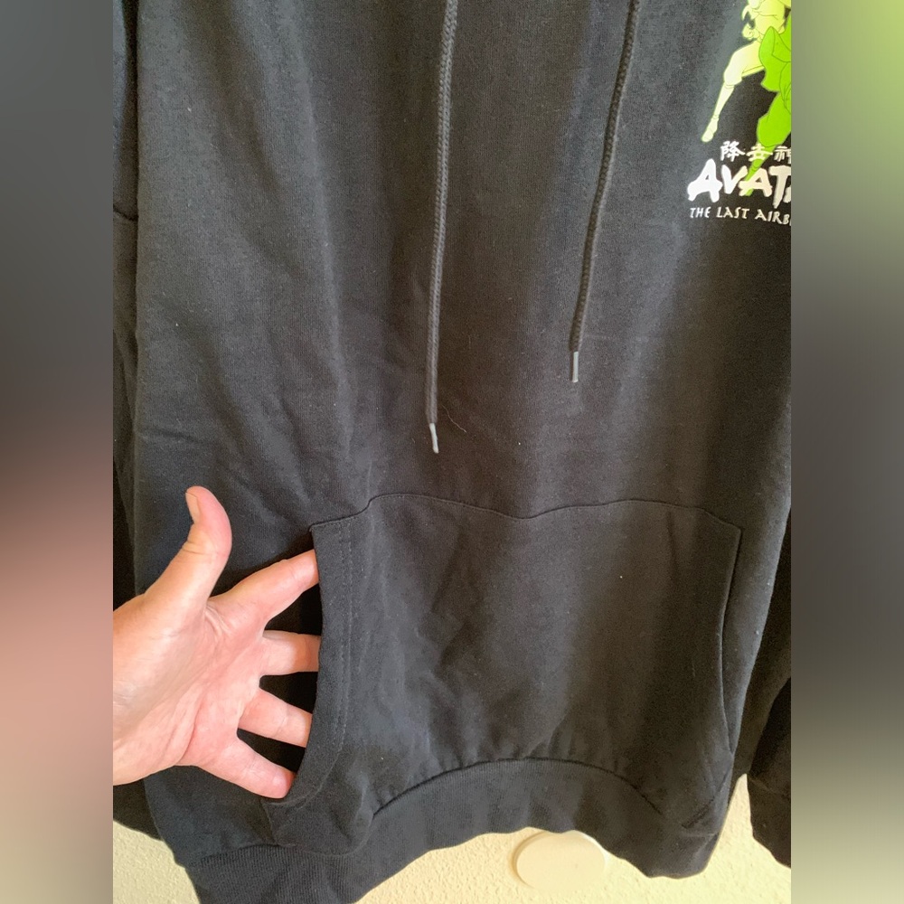 AVATAR The Last Airbender Black Hoodie NWT 🌴 - Picture 3 of 9